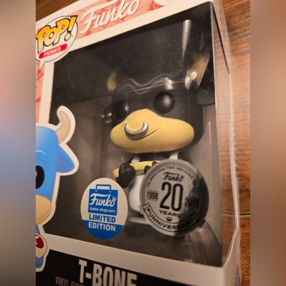 Funko Pop T Bone #04 Limited Edition 20th Funniversary Black NEW - Picture 5 of 5